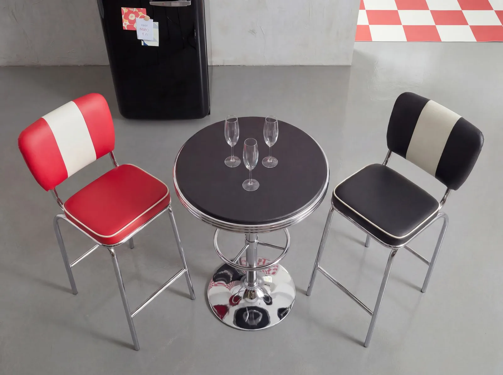 FineBuy American Diner Bartisch rund Ø 60 cm Aluminium Kunstlederbezug, Retro Stehtisch USA Schwarz/Silber, Robuster Bistrotisch 50er Jahre, Partytisch mit Untergestell aus verchromtem Alu