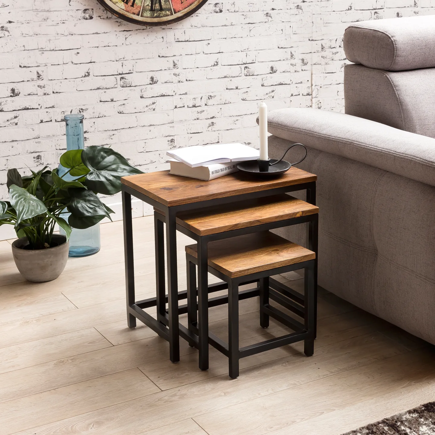 FineBuy 3er Set Design Beistelltisch Sheesham Satztisch Metallbeine, Tischset 3 teilig Materialmix, Couchtisch aus Massivholz