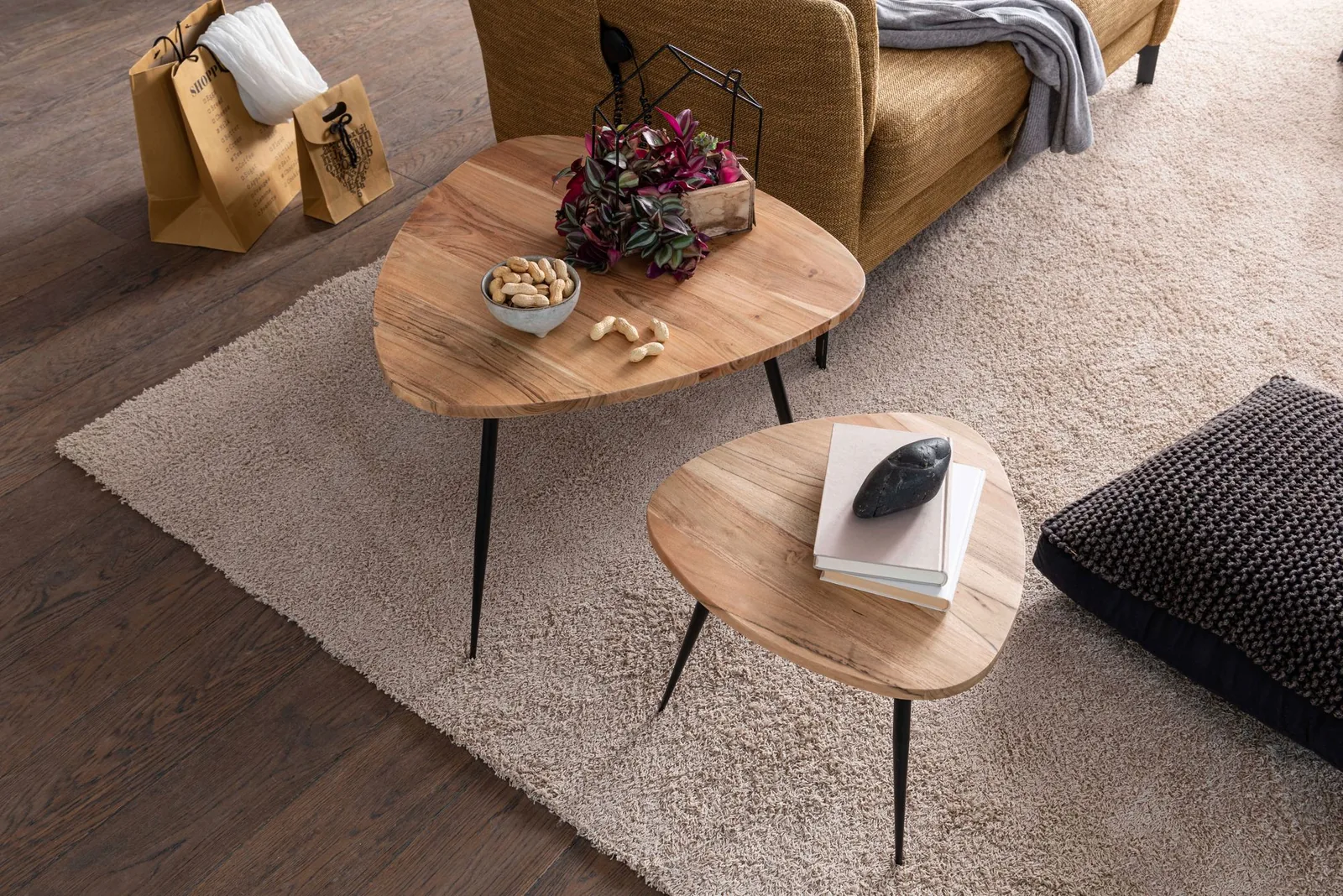 FineBuy 2er Set Satztisch Akazie Massivholz / Metall Couchtisch Klein, Design Beistelltisch Set Zwei Holz-Tische, Wohnzimmertisch Tisch Metallgestell