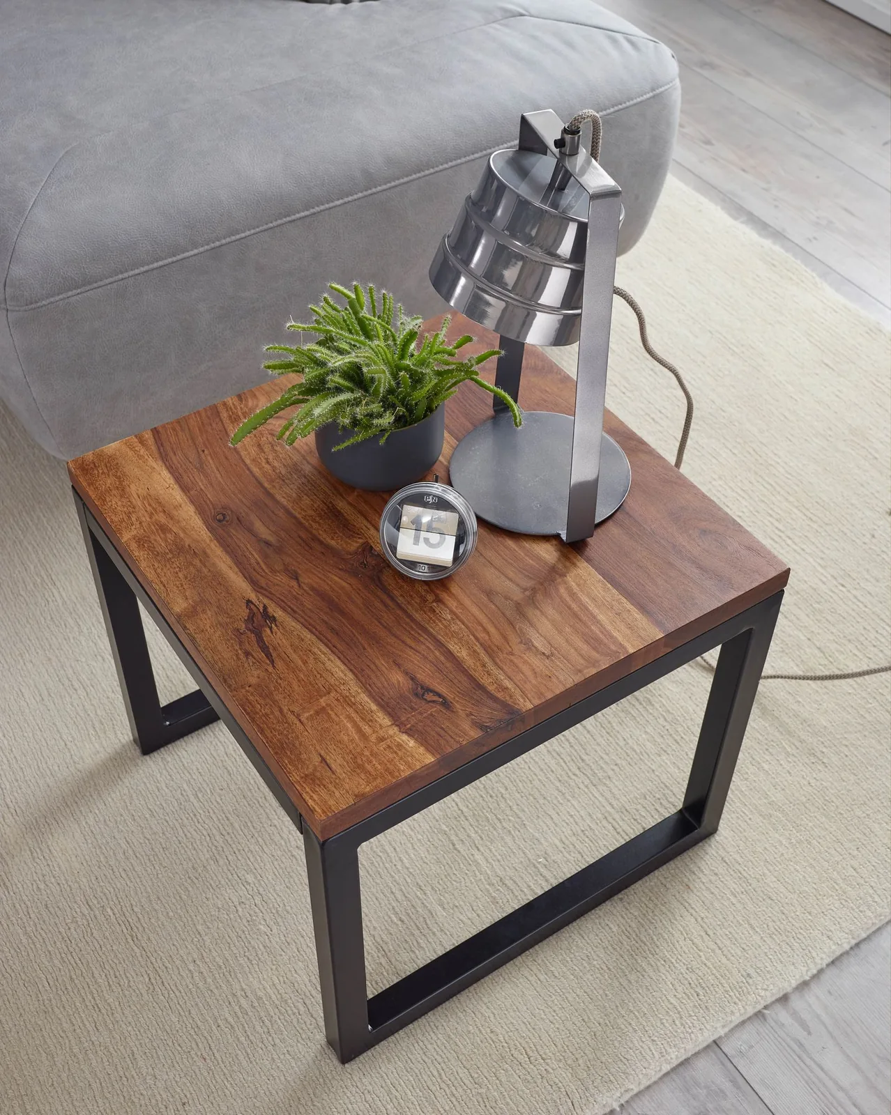 FineBuy Beistelltisch 45x40x45 cm Sheesham Massivholz / Metall Wohnzimmertisch, Industrial Style Designer Holztisch, Tisch Wohnzimmer, Kleiner Couchtisch Massiv