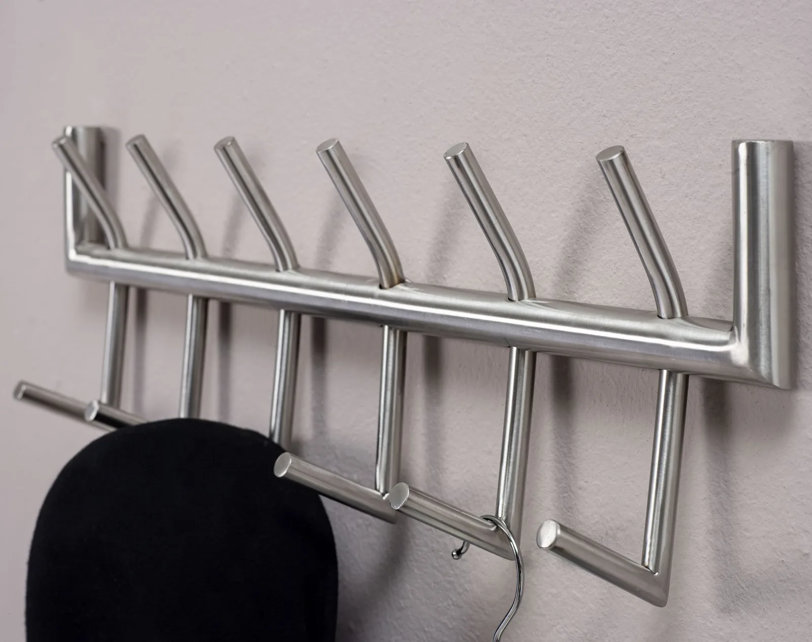 FineBuy Wandgarderobe Metall Silber 60 cm - Design Garderobenpaneel - Wand Garderobenleiste mit Hakenleiste - 6 Kleiderhaken