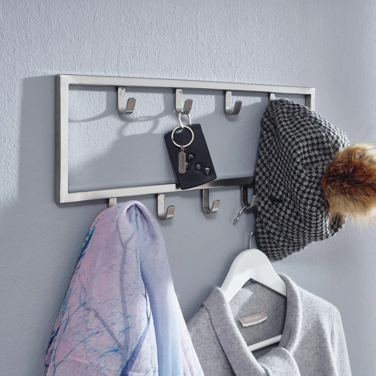 FineBuy Wandgarderobe Metall Silber - Design Garderobenpaneel - Wand Garderobenleiste mit Hakenleiste - Kleiderhaken