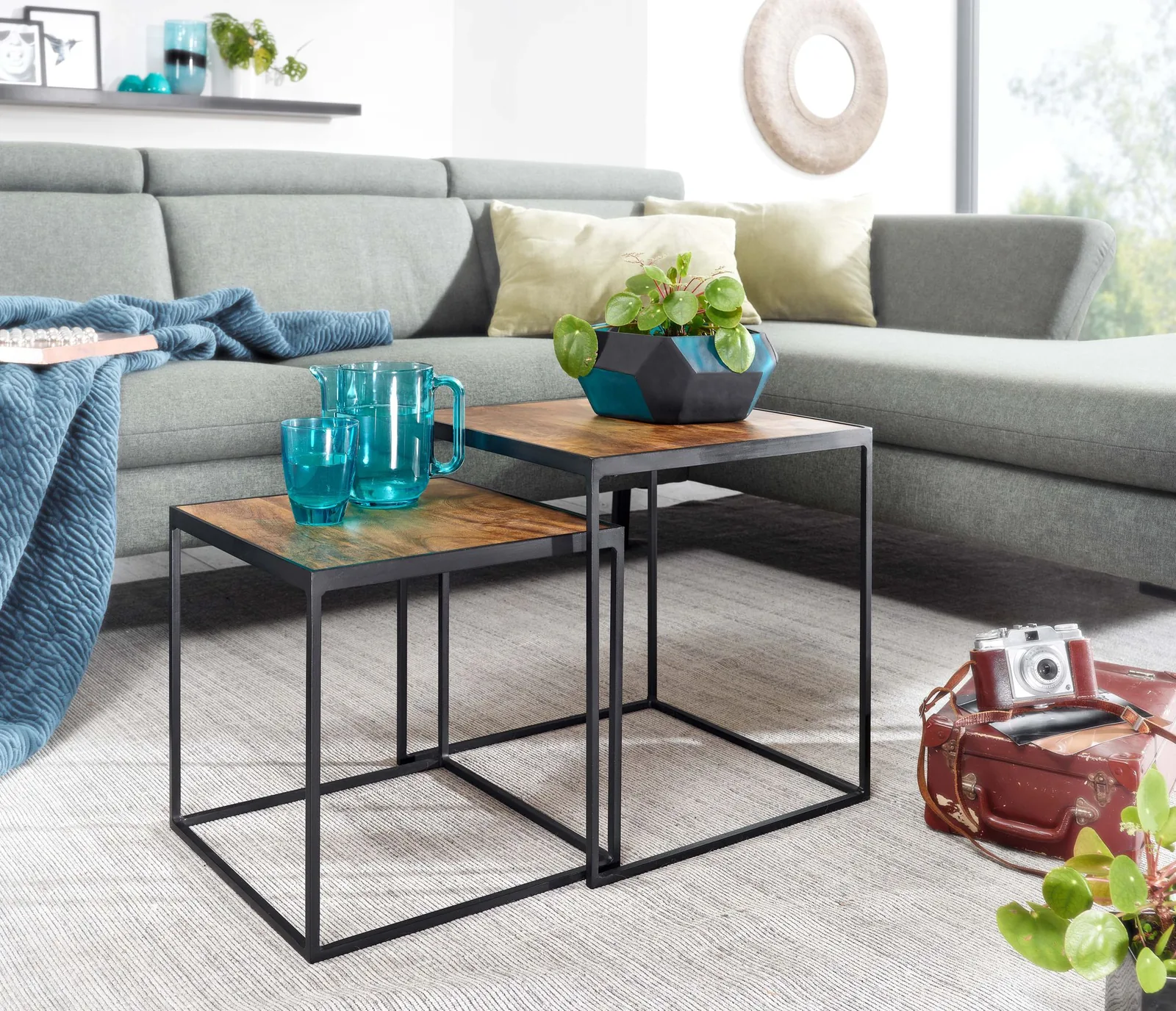 FineBuy Wohnzimmertisch 2er Set Mango Massivholz / Metall Beistelltisch Eckig, Design Beistelltisch Industrial, Sofatisch Couchtisch Quadratisch, Tischset 2-teilig Satztisch