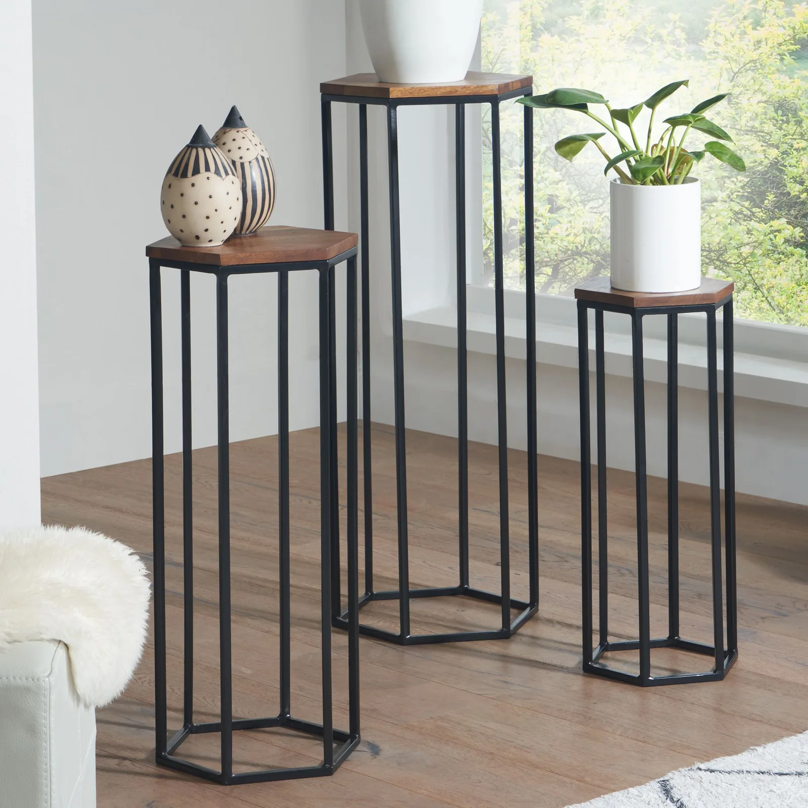 FineBuy Beistelltisch 3er Set Massivholz / Metall Satztisch Sechseckig, Säulentisch Pflanzentisch 3-teilig, Blumenständer Blumentisch Wohnzimmer, Pflanzenhocker Blumenhocker