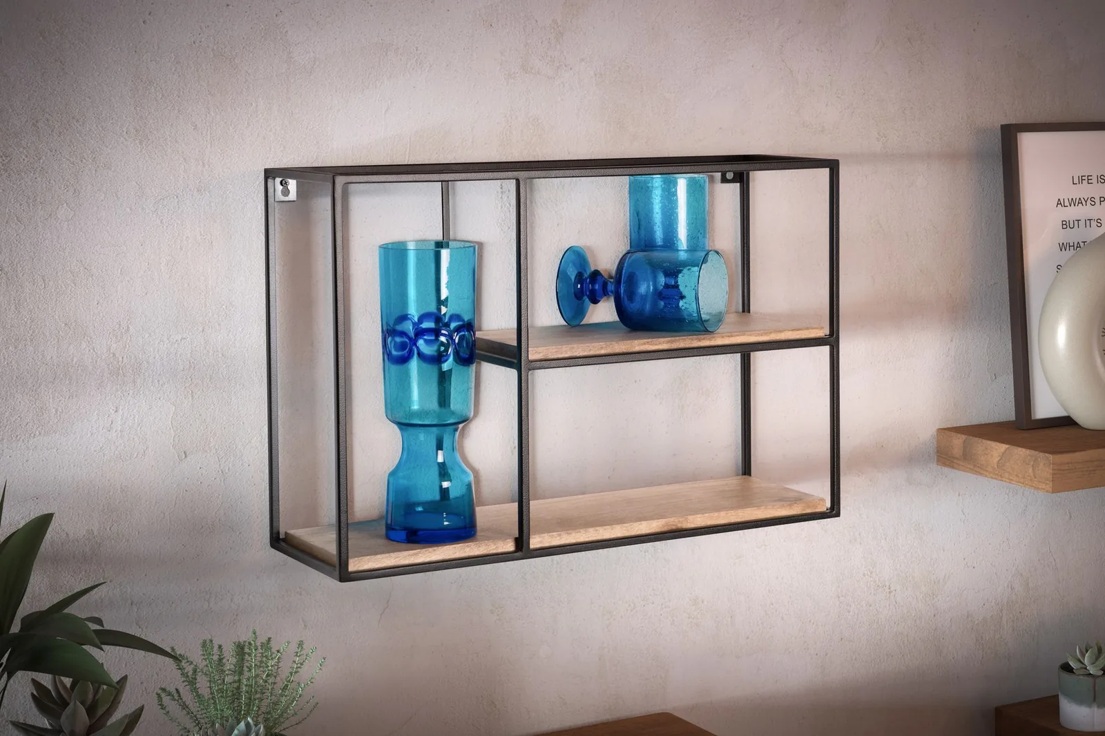 FineBuy Wandregal 60x40x18 cm Mango Massivholz / Metall Hängeregal Rechteckig, Kleines Design Schweberegal Industrial, Regal Hängend Wohnzimmer, Bücherregal Wand