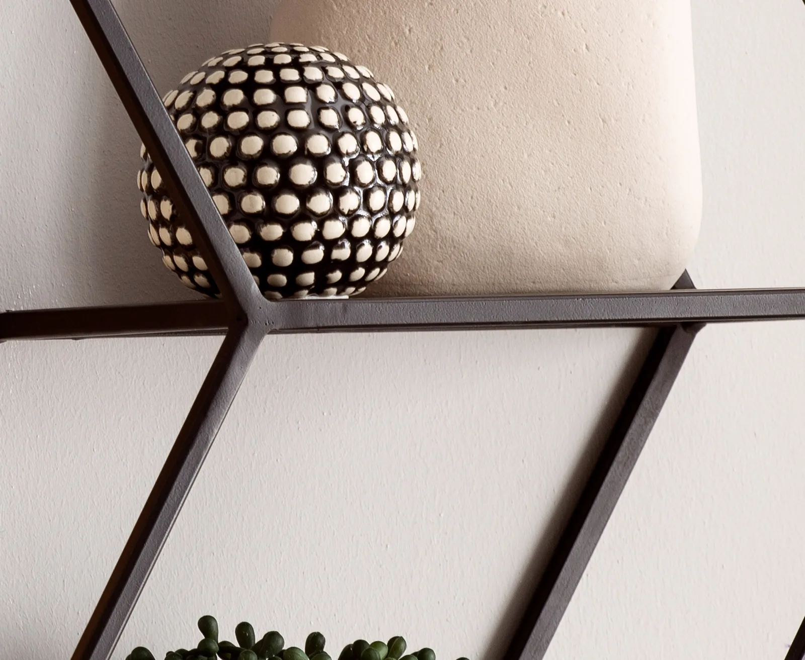 FineBuy Wandregal 60x52x20 cm Mango Massivholz / Metall Hängeregal Industrial, Design Schweberegal Sechseckig, Dekoregal Hängend Wabenform, Regal Wand mit 3 Ablagen
