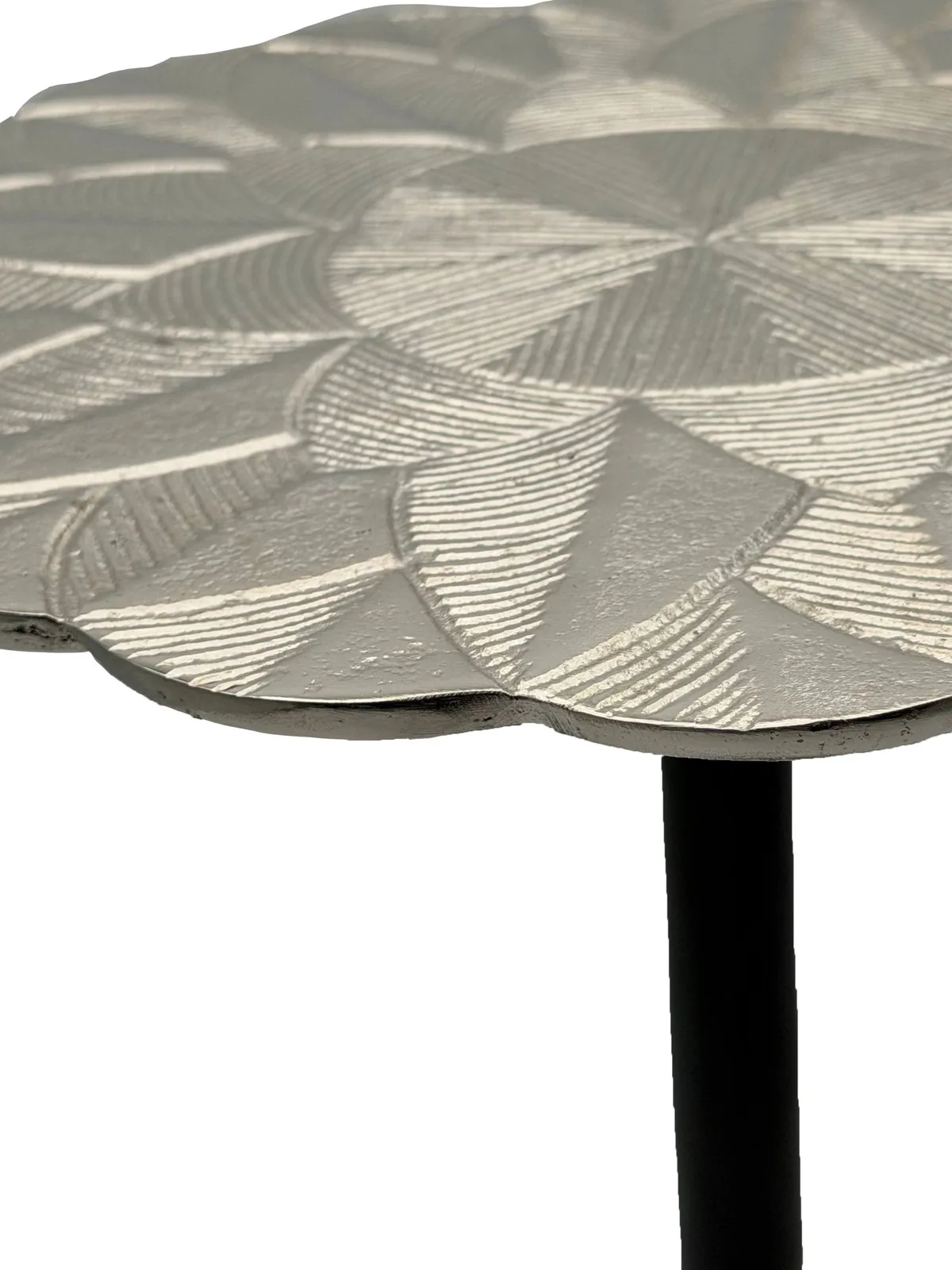 FineBuy Beistelltisch Aluminium 29cm - Kleiner runder Anstelltisch aus Metall silber - Design Wohnzimmertisch - Dekotisch - Couchtisch - Metalltisch Handmade pflegeleicht