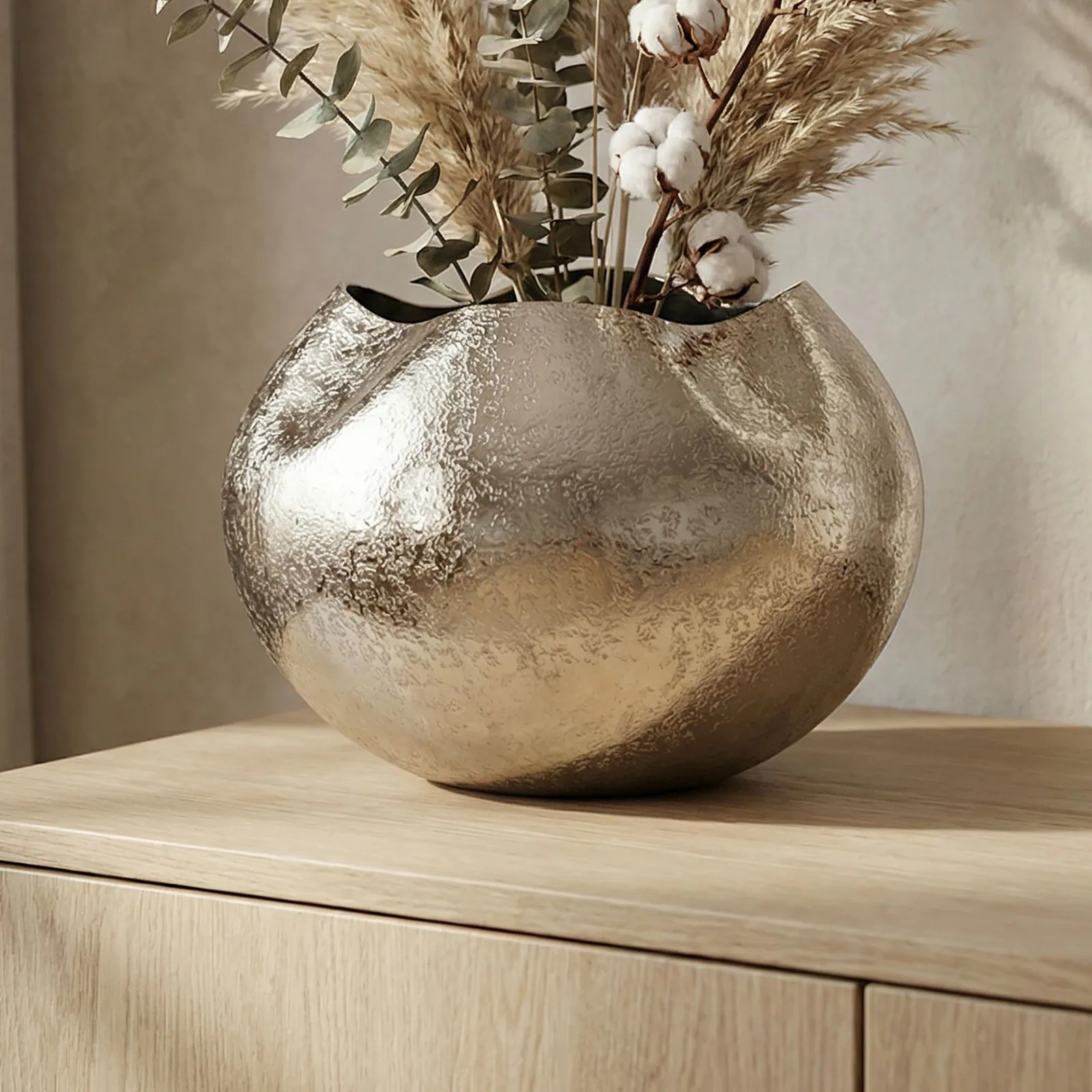 FineBuy Tischvase Aluminium 30cm - Dekovase rund - Metall Vase modern - Wohnzimmer Deko Alu - Design Vase Tisch Dekoration - Pflanzgefäß Handmade
