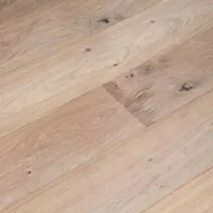Premium Parkett Europ. Eiche, Click-Verbindung, handbehauen, gealtert, gekälkt, oxidativ weiß geölt, 14 x 180 x 1800 mm (1,944 m² / Paket)