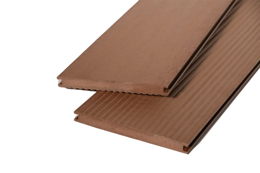 WPC Massivdiele WoodoKosXXL 20 x 200 mm, 4 m lang, rehbraun geriffelt / glatt, beidseitig begehbar