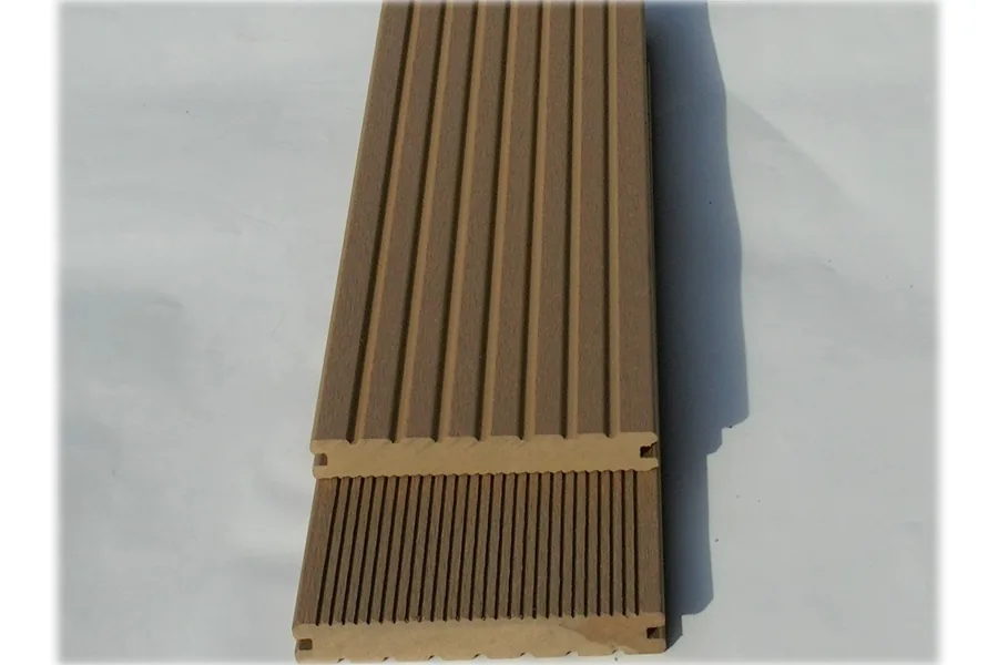 BPC Massivdiele WoodoSaba, 20 x 145 mm, sandfarbend, 4,00 m lang