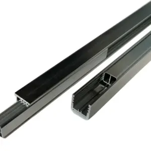 Universal U-Profil für WPC Zäune, silber, geeignet für Füllelemente bis 20 mm 27 x 27 mm, Schienenlänge: 200 cm mit 20 cm Abstandshalter