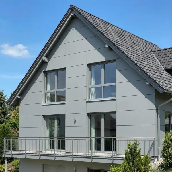 HPL Fassadenplatten, 6 mm, einseitiger UV-Schutz, 3050 mm x 1300 mm, Farbe hellgrau (3,965 m² / Platte)