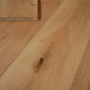 Parkett Eiche Landhausdiele, gebürstet, matt lackiert 14 x 190 x 1900 mm, Sortierung natur (2,888 m² / Paket)