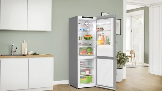 BOSCH Serie 4 Freistehende Kühl-Gefrier-Kombination mit Gefrierbereich unten 186 x 60 cm Gebürsteter Stahl KGN36VIBT