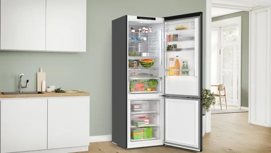 BOSCH Serie 6 Freistehende Kühl-Gefrier-Kombination mit Gefrierbereich unten, Schwarz – 203 × 70 cm