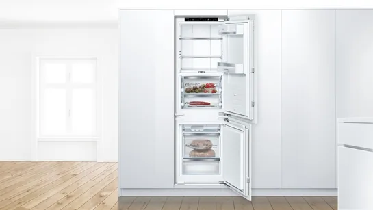BOSCH Serie 8 Einbau-Kühl-Gefrier-Kombination mit Gefrierbereich unten, 177,2 × 55,8 cm